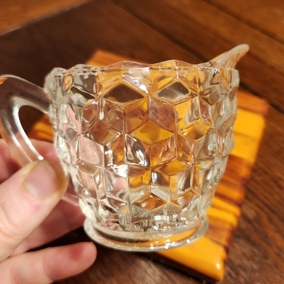 Fostoria Glass Sugar and Creamer W/ Serving Dish Set - Picture 7 of 15